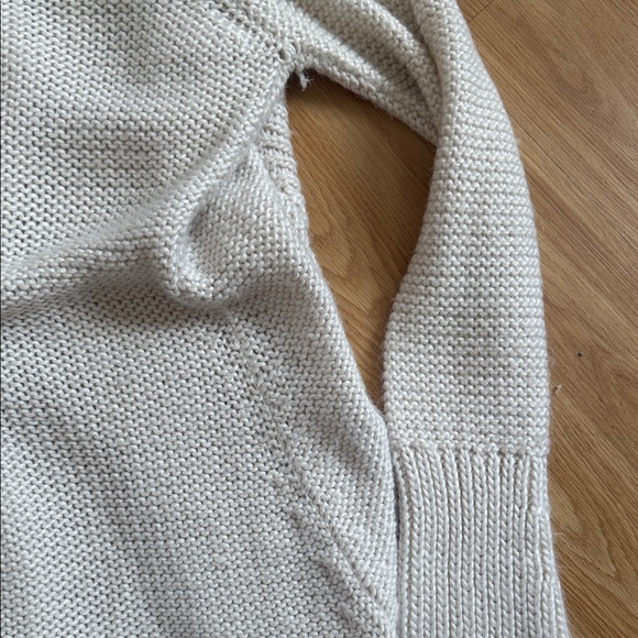 Eris Knit Cozy Cream Sweater Medium Wool Blend - Picture 7 of 8
